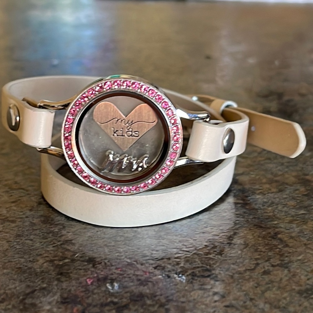 Origami Owl - Leather Wrap Bracelet Set